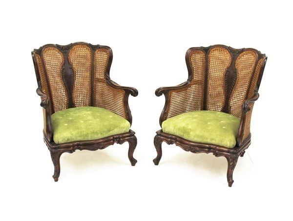 



Coppia di poltrone bergere, in stile 700, 