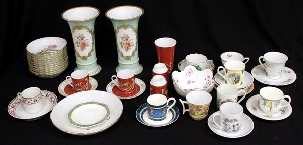 



Lotto di ceramiche e porcellane, sec. XX