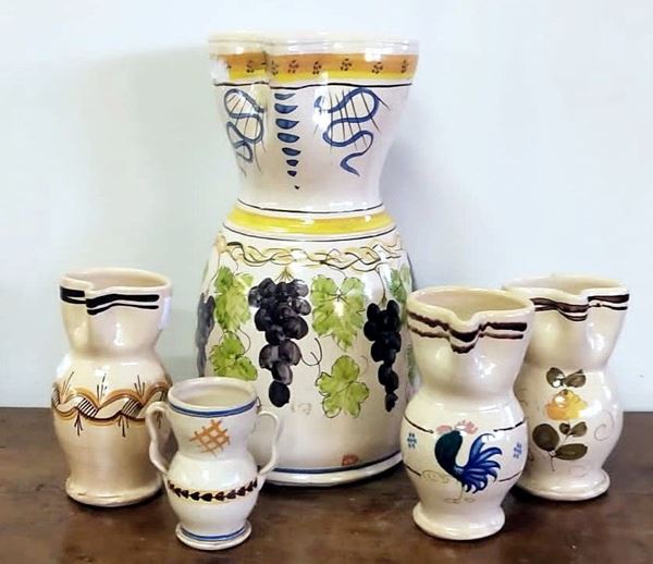 Cinque brocche sec. XX                                                       - Asta Collectibles, Arredi antichi e Contemporanei e Gioielli - Poggio Bracciolini Casa d'Aste