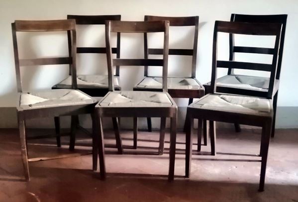 Sei sedie, sec. XIX, in noce, sedute impagliate,                             - Asta Collectibles, Arredi antichi e Contemporanei e Gioielli - Poggio Bracciolini Casa d'Aste