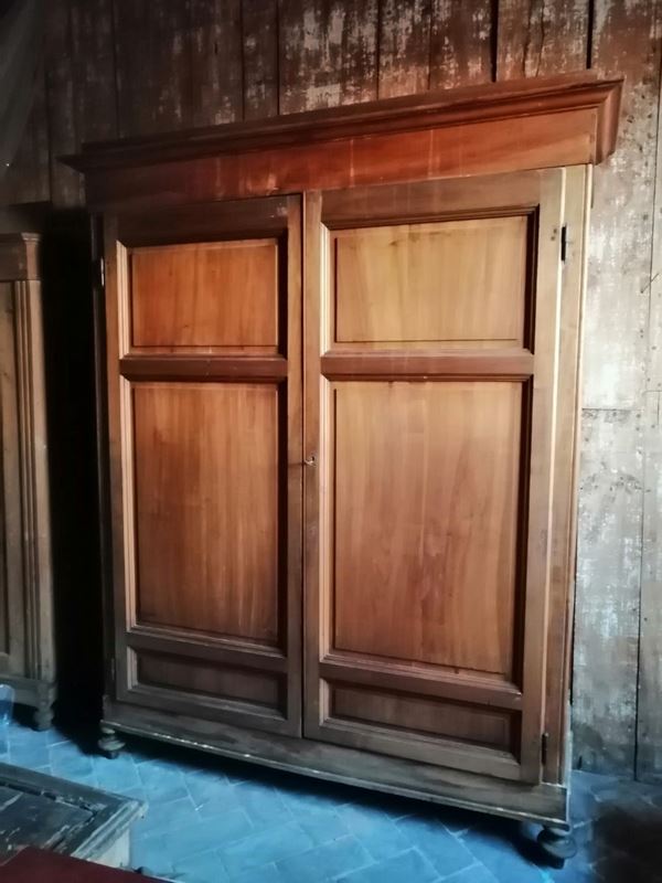 



Armadio, sec. XIX,   - Asta Gioielli, Arredi d'antiquariato, Dipinti dal XVI al XX Secolo e Argenti - Poggio Bracciolini Casa d'Aste