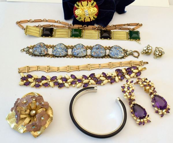 



CINQUE BRACCIALI,DUE PAIA DI ORECCHINI , COLLANA&nbsp;&nbsp;&nbsp;&nbsp;&nbsp;&nbsp;&nbsp;&nbsp;&nbsp;&nbsp;&nbsp;&nbsp;&nbsp;&nbsp;&nbsp;&nbsp;&nbsp;&nbsp;&nbsp;&nbsp;&nbsp;&nbsp;&nbsp;&nbsp;&nbsp;&nbsp; 