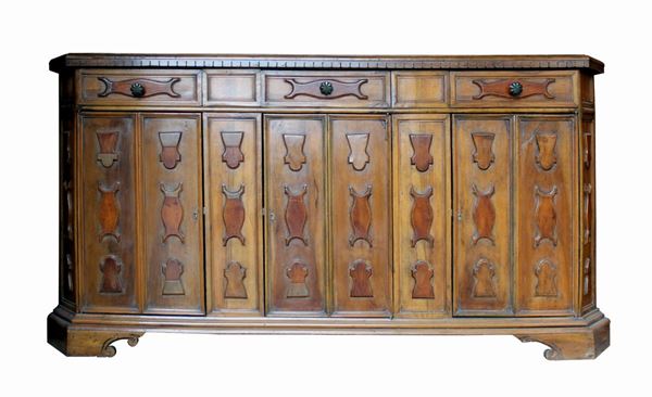 



Credenza, in stile 600