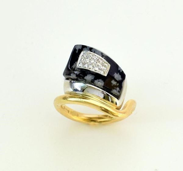 



ANELLO IN ORO KT 18 , DIAMANTI E PIETRA