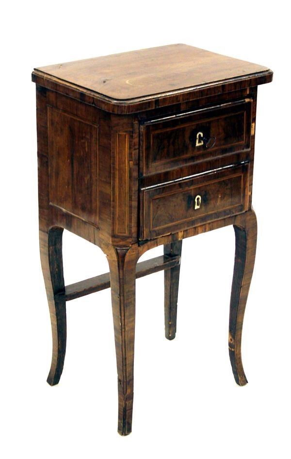 



Comodino, sec. XVIII 