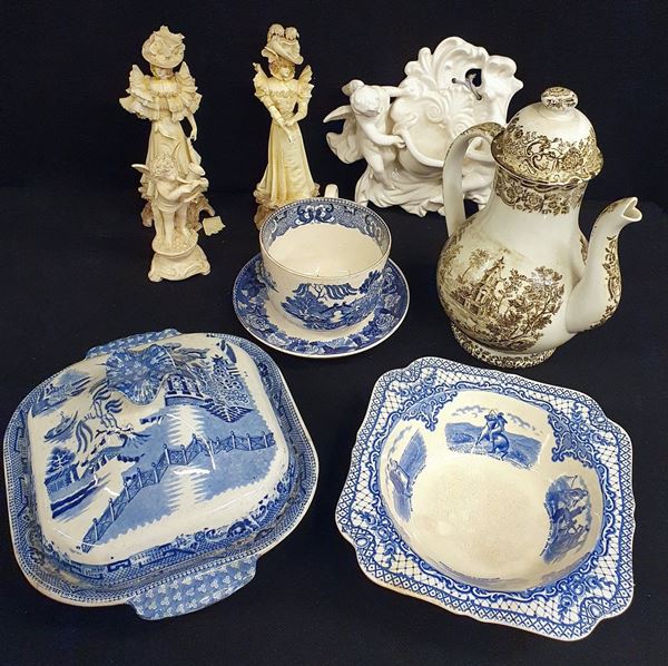 Tre soprammobili, sec. XX  - Asta Collectibles, Arredi antichi e Contemporanei e Gioielli - Poggio Bracciolini Casa d'Aste