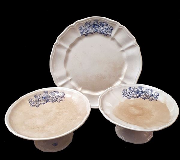 



Grande piatto e due alzate, sec. XIX  - Asta OPERE E OGGETTI D'ARTE ANTICA E CONTEMPORANEA, GIOIELLI - Poggio Bracciolini Casa d'Aste