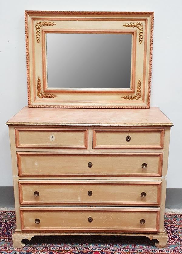 



Cassettone e specchiera, sec. XX