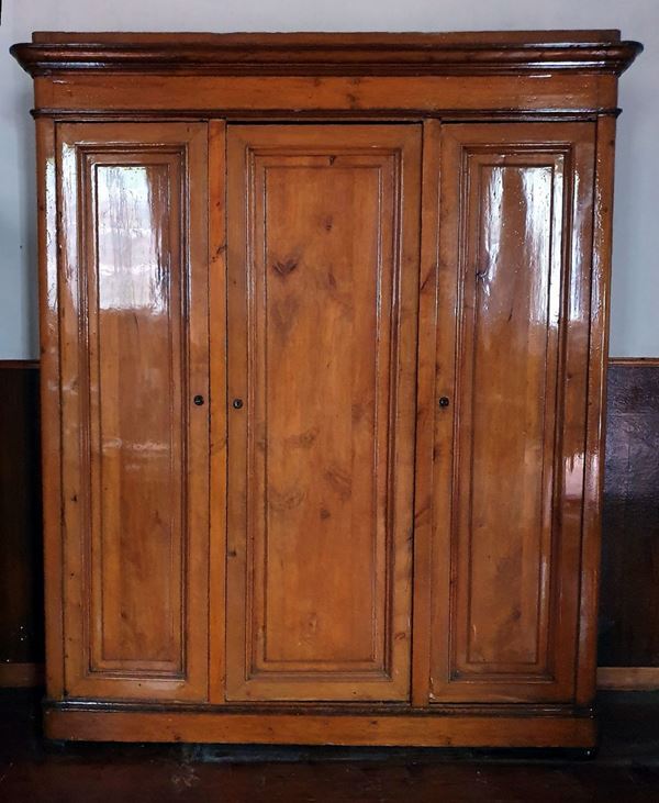 Armadio , sec XX                                                             - Asta GIOIELLI, ARGENTI, ARREDI, OGGETTI D'ARTE E DIPINTI - Poggio Bracciolini Casa d'Aste
