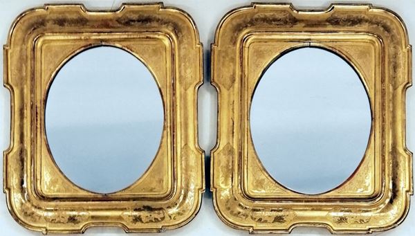 



Coppia di cornici, fine sec. XIX  - Asta Gioielli, Arredi d'antiquariato, Dipinti dal XVI al XX Secolo e Argenti - Poggio Bracciolini Casa d'Aste