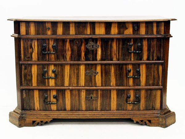 



Cassettone, sec. XVIII  - Asta Collectibles, Arredi antichi e Contemporanei e Gioielli - Poggio Bracciolini Casa d'Aste