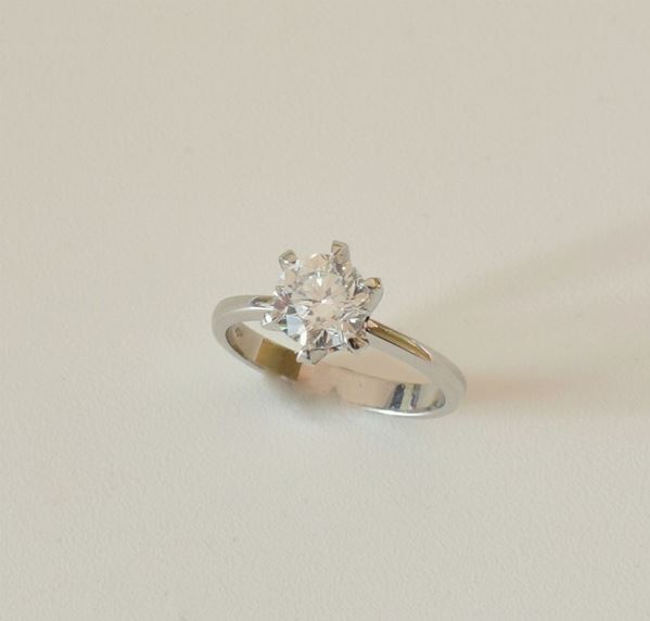 



ANELLO SOLITARIO CON DIAMANTE, IN ORO BIANCO KT18&nbsp;&nbsp;&nbsp;&nbsp;&nbsp;&nbsp;&nbsp;&nbsp;&nbsp;&nbsp;&nbsp;&nbsp;&nbsp;&nbsp;&nbsp;&nbsp;&nbsp;&nbsp;&nbsp;&nbsp;&nbsp;&nbsp;&nbsp;&nbsp;&nbsp;   - Asta Gioielli, Arredi d'antiquariato, Dipinti dal XVI al XX Secolo e Argenti - Poggio Bracciolini Casa d'Aste