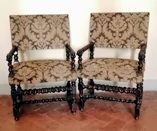 



Coppia di seggioloni, Italia settentrionale, sec. XVIII  - Asta Gioielli, Arredi d'antiquariato, Dipinti dal XVI al XX Secolo e Argenti - Poggio Bracciolini Casa d'Aste