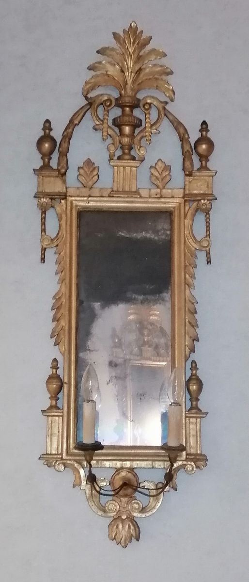 



Coppia di specchiere, sec. XVIII