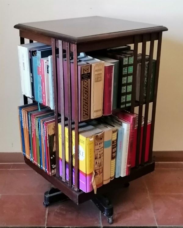 



Libreria girevole, Inghilterra, sec. XX,