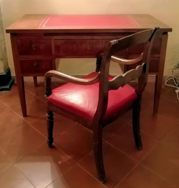 



Scrivania, sec. XX  - Asta Gioielli, Arredi d'antiquariato, Dipinti dal XVI al XX Secolo e Argenti - Poggio Bracciolini Casa d'Aste