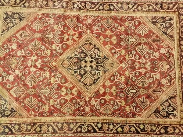 Tappeto, sec. XX  - Asta MOBILI, ARREDI E OGGETTI D'ARTE - Poggio Bracciolini Casa d'Aste