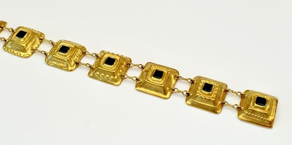 



BRACCIALE IN ORO GIALLO KT18 E SMERALDI