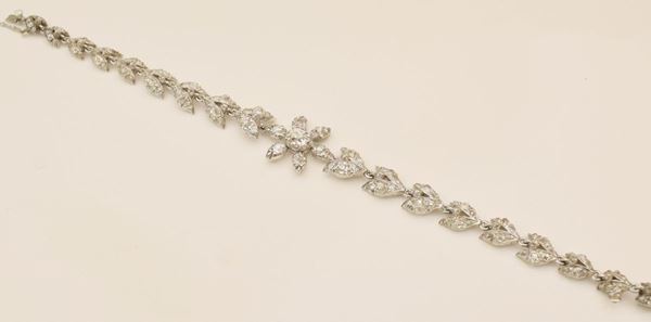 



BRACCIALE IN ORO BIANCO 18KT E DIAMANTI