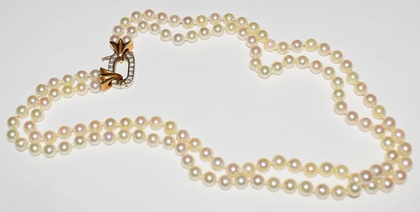 



COLLANA&nbsp; GIROCOLLO DI PERLE