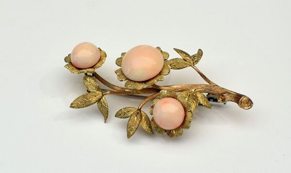 



SPILLA IN ORO KT18 E CORALLO