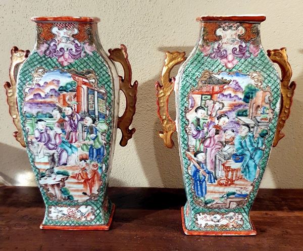 



Coppia di vasi ,arte orientale , sec. XX