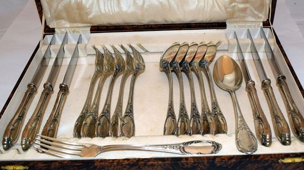 



SERVITO DI POSATE SEC. XX  - Asta ANTIQUARIATO, COLLECTIBLES, GIOIELLI - Poggio Bracciolini Casa d'Aste