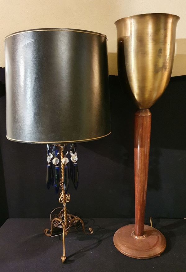 



Due lumi da tavolo, sec. XX  - Asta ANTIQUARIATO, COLLECTIBLES, GIOIELLI - Poggio Bracciolini Casa d'Aste