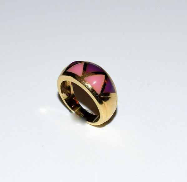 



ANELLO IN ORO GIALLO , KT 18 E SMALTI 