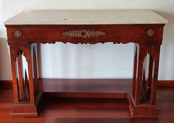 



Console, Francia, sec. XIX  - Asta Collectibles, Arredi antichi e Contemporanei e Gioielli - Poggio Bracciolini Casa d'Aste