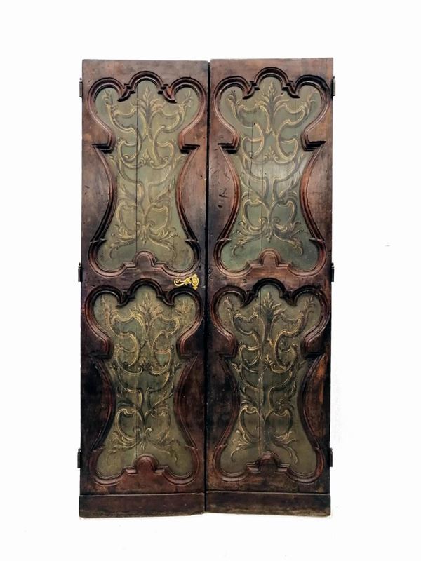 



Porta a doppia anta, sec. XVII, 