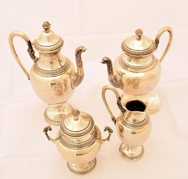



SERVITO DA TE' E CAFFE' SEC. XX  - Asta Collectibles, Arredi antichi e Contemporanei e Gioielli - Poggio Bracciolini Casa d'Aste
