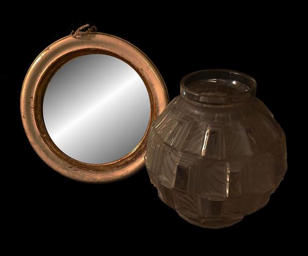 



Vaso, Francia, sec. XX  - Asta ARREDI, OGGETTI D'ARTE, GIOIELLI E ARGENTI - Poggio Bracciolini Casa d'Aste