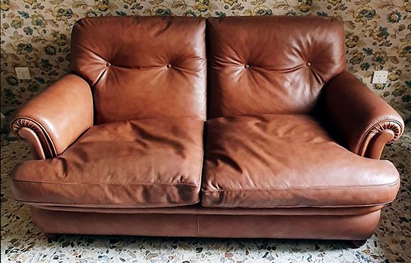 



Divano sec. XX manifattura Frau   - Asta Collectibles, Arredi antichi e Contemporanei e Gioielli - Poggio Bracciolini Casa d'Aste