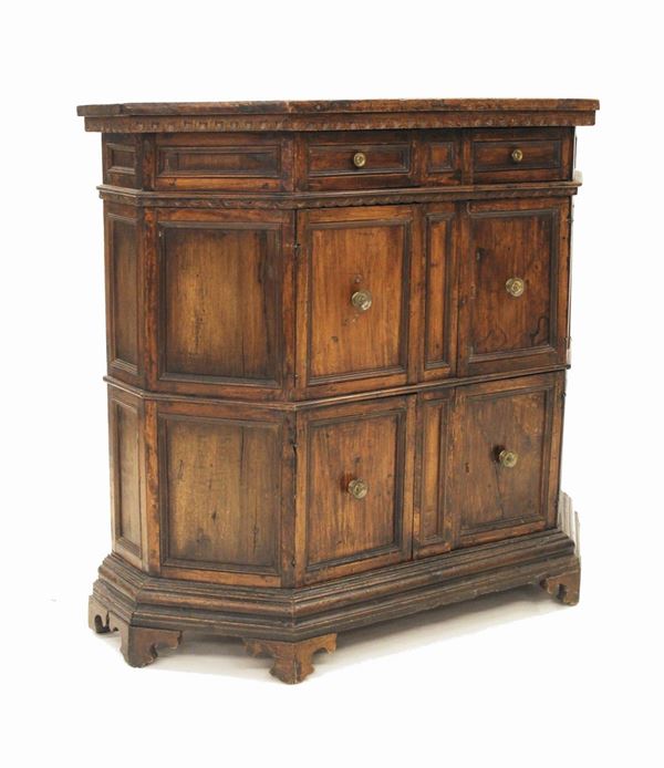 



Credenzino, in stile 500  - Asta Collectibles, Arredi antichi e Contemporanei e Gioielli - Poggio Bracciolini Casa d'Aste