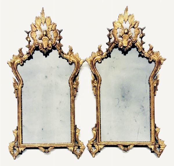 



Coppia di specchiere, in stile 700  - Asta Collectibles, Arredi antichi e Contemporanei e Gioielli - Poggio Bracciolini Casa d'Aste