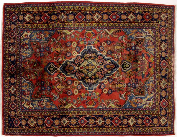 



Tappeto persiano Wiss di vecchia manifattura  - Asta OPERE E OGGETTI D'ARTE ANTICA E CONTEMPORANEA, GIOIELLI - Poggio Bracciolini Casa d'Aste