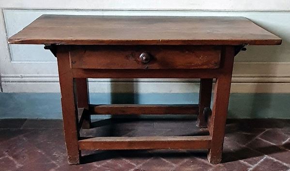 



Tavolino a bischetto, sec. XVIII  - Asta ARREDI DA UNA VILLA FIORENTINA, GIOIELLI, ARGENTI E DIPINTI - Poggio Bracciolini Casa d'Aste