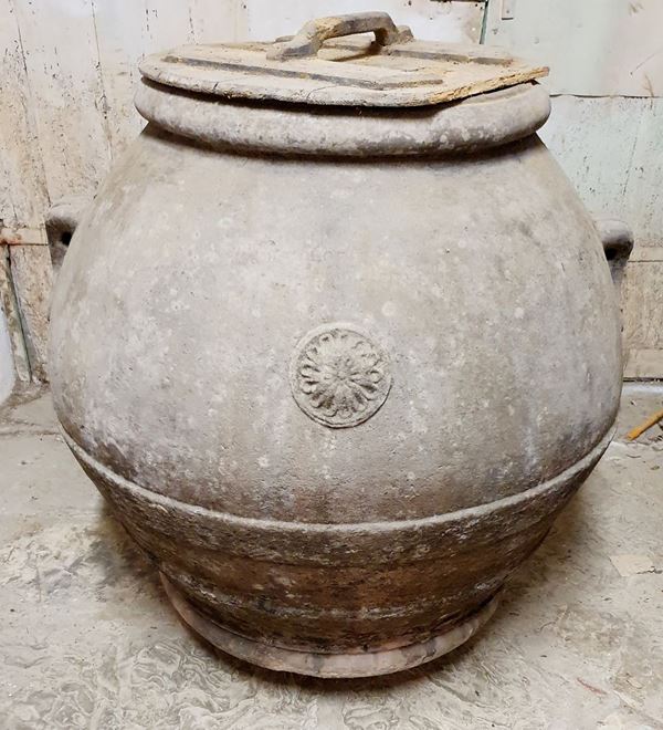 



Orcio, sec. XIX  - Asta ARREDI DA UNA VILLA FIORENTINA, GIOIELLI, ARGENTI E DIPINTI - Poggio Bracciolini Casa d'Aste