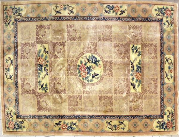



Tappeto, Cina, sec. XX   - Asta ARREDI DA UNA VILLA FIORENTINA, GIOIELLI, ARGENTI E DIPINTI - Poggio Bracciolini Casa d'Aste