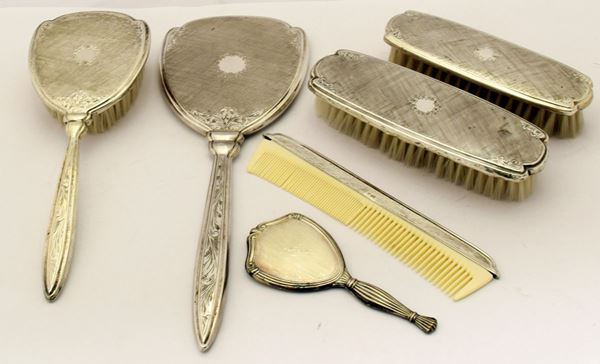 



SET DA TOELETTE SEC. XX