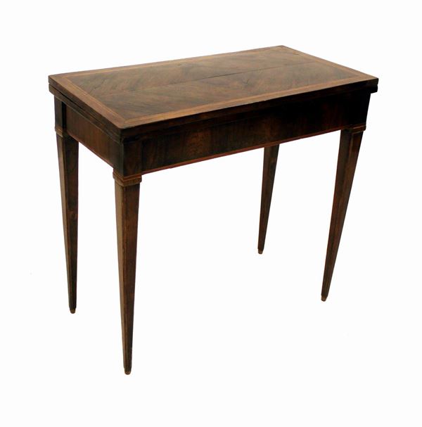 



Tavolino da gioco, fine sec. XVIII