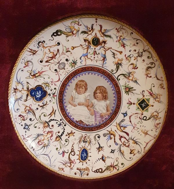 



Piatto, sec. XIX   - Asta ARREDI DA UNA VILLA FIORENTINA, GIOIELLI, ARGENTI E DIPINTI - Poggio Bracciolini Casa d'Aste