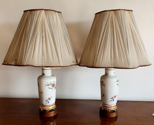 



Coppia di lumi, sec. XX   - Asta ARREDI DA UNA VILLA FIORENTINA, GIOIELLI, ARGENTI E DIPINTI - Poggio Bracciolini Casa d'Aste