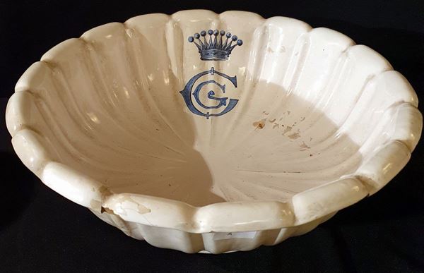 



Grande vassoio circolare, inizi sec. XX  - Asta ANTIQUARIATO, COLLECTIBLES, GIOIELLI - Poggio Bracciolini Casa d'Aste