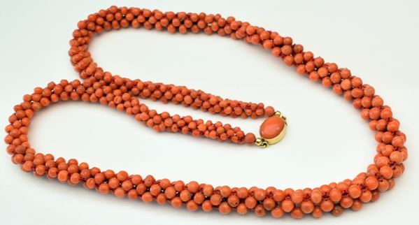 



COLLANA IN CORALLO