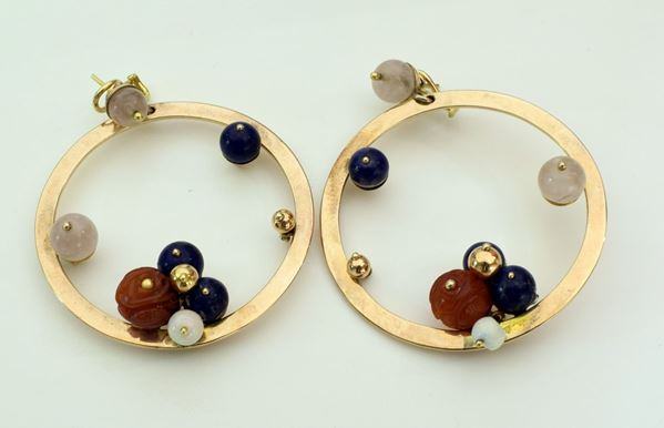 



PAIO DI ORECCHINI IN ORO 18KT E PIETRE