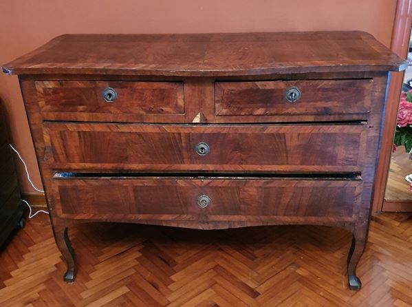 



Cassettone, Toscana sec. XVIII   - Asta Antiquariato e Sculture, Gioielli e Collezionismo - Poggio Bracciolini Casa d'Aste