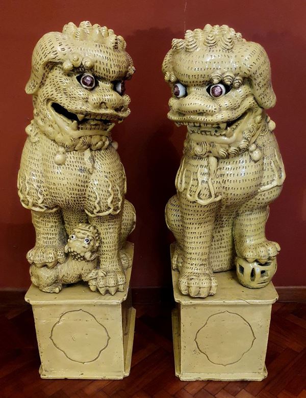 



Coppia di cane di Ph&ograve;, Arte orientale, inizi sec. XX,