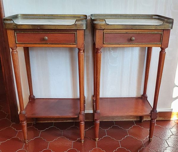 



Coppia di comodini, Francia inizi sec. XX  - Asta Antiquariato e Sculture, Gioielli e Collezionismo - Poggio Bracciolini Casa d'Aste